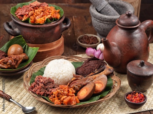 Bild auf Leinwand Gudeg is a traditional Javanese dish from Yogyakarta and Central Java, Indonesia