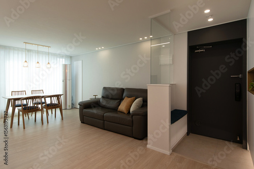 It is a good idea to build a partition wall in a house where the entrance is directly open..jpg