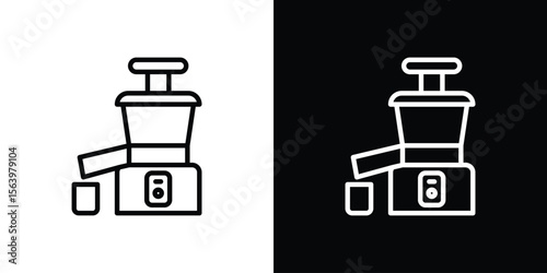 Cold pressed juicer icon. Simple thin line, outline vectors