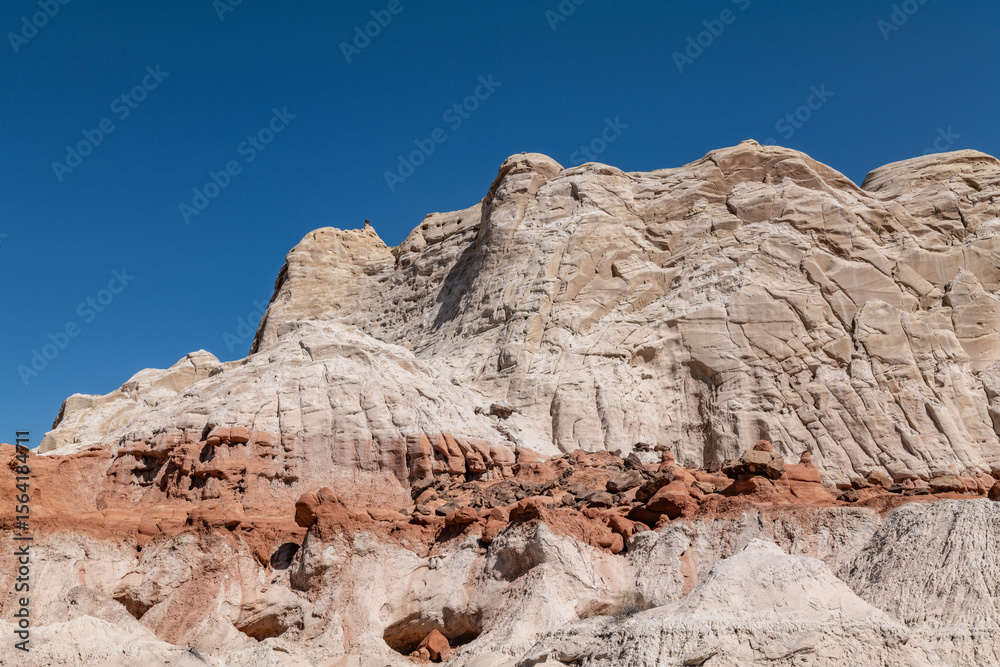 Obraz premium The Entrada Sandstone(Middle Jurassic) is a formation in the San Rafael Group,Mostly fine-grained sandstone. Toadstool Hoodoos Trail, Kane County, Utah geology . Weathering, erosion.