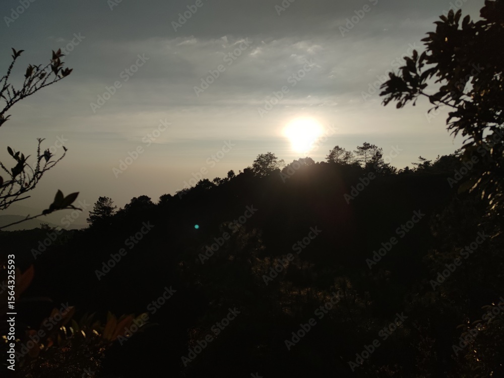 Obraz premium sunset in the mountains