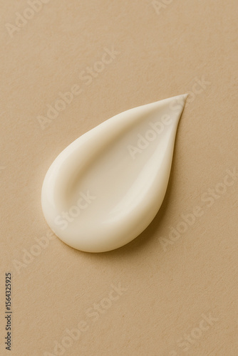 sample of white cream