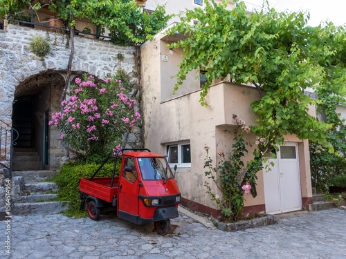 Fototapeta Naklejka Na Ścianę i Meble -  vrbnik street