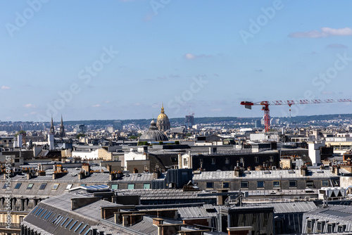 Fototapeta Naklejka Na Ścianę i Meble -  Paris, historic houses on the streets of the city. Cityscape