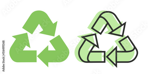 Recycle icon. Vector green icon isolated on white background.