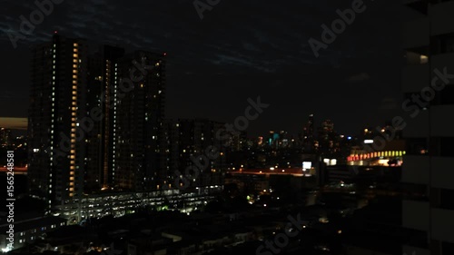 Wallpaper Mural Video background of seaside scenery, cool breeze, Thai and foreign tourists come to relax on Pattaya beach while traveling and taking a break during work. Torontodigital.ca