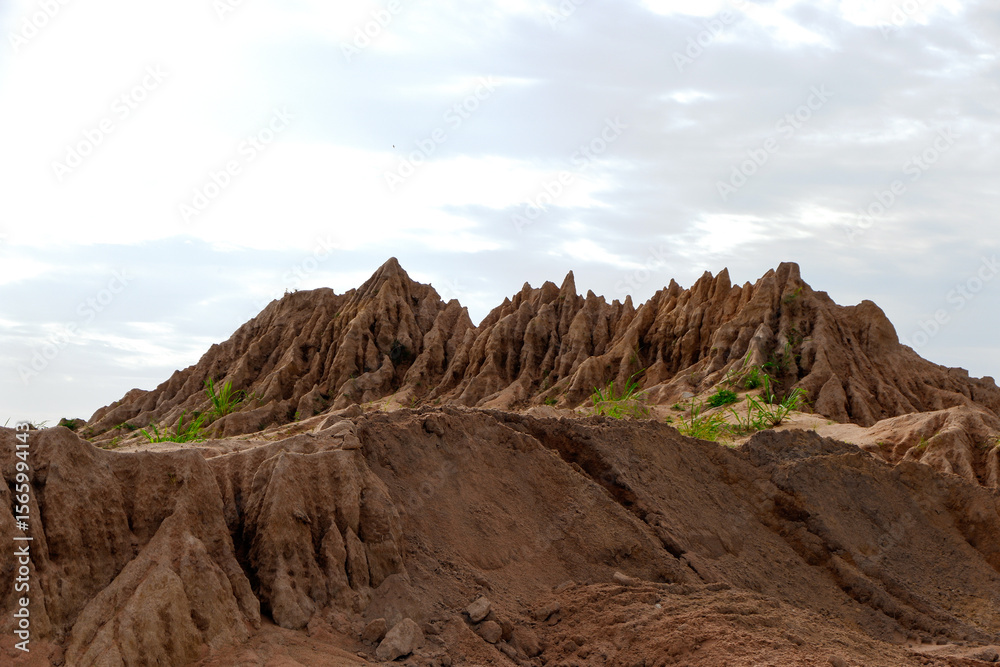 Fototapeta premium sand dunes in the desert. Mountain in the desert