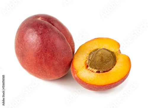 Ripe Whole and Halved Peaches Isolated on White Background – Juicy Organic Summer Fruit for Healthy Eating, Macro Close-Up Collection