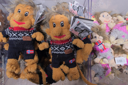 norway airport dolls 