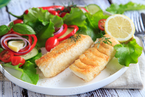Low Carb Rezept Kabeljau auf Salat
