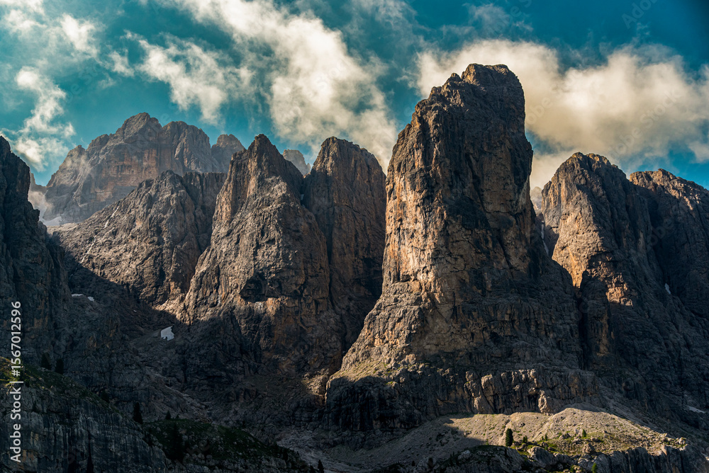 Obraz premium Beautiful mountain landscape. View of the Italian Dolomites in South Tyrol, included on the UNESCO list.