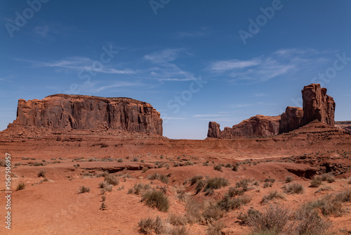 Elephant Butte  and Camel Butte(Monument Valley),  Navajo County, Arizona, United States. hinarump Conglamerate、Moenkopi Formation、De Chelly Sandstone with Organ Rock Formation / Shale. Desert varnish