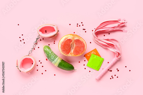 Condoms with sex toys, fres...