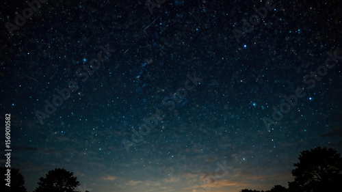 山の向こうに見える星空、夜景
