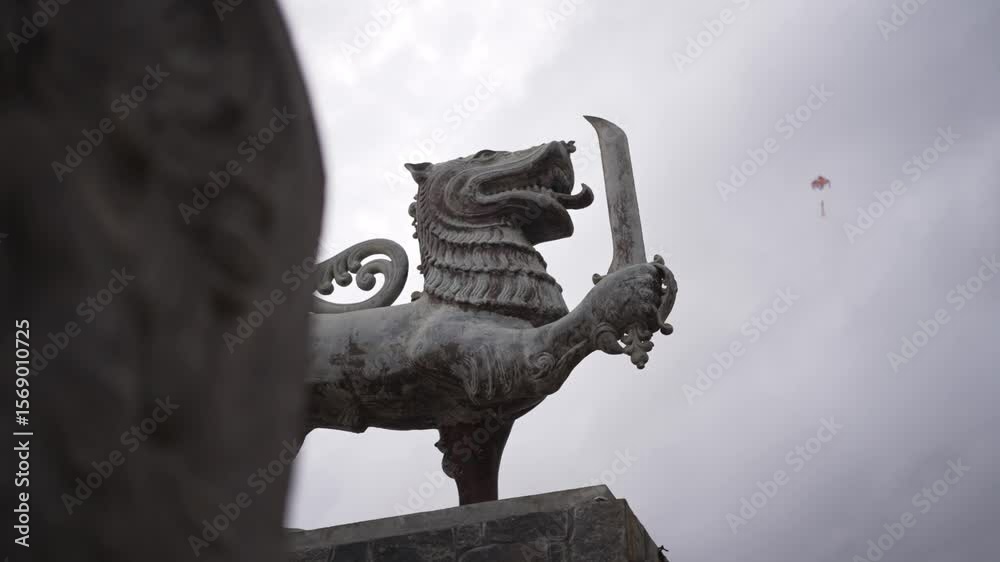 A reveal of a staute of the Sri Lankan lion placed on the beach in Colombo