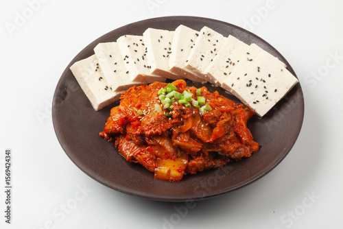 Tofu kimchi is a dish made by boiling tofu and eating it with stir-fried kimchi.