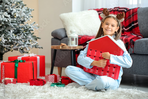 Cute happy little girl in p...