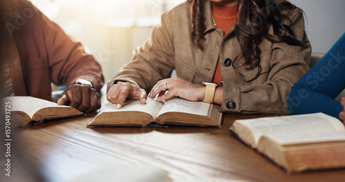 Foto Hands, reading and group for Bible study, worship or people learning gospel for religion