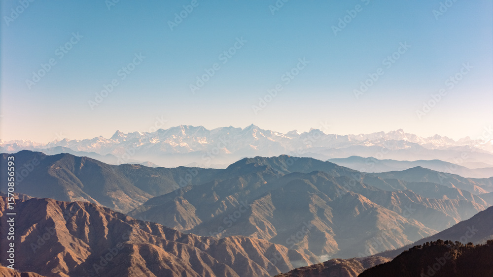 Fototapeta premium Mussoorie is a hill station and a municipal board, in Dehradun city in the Dehradun district of the Indian state of Uttarakhand. 