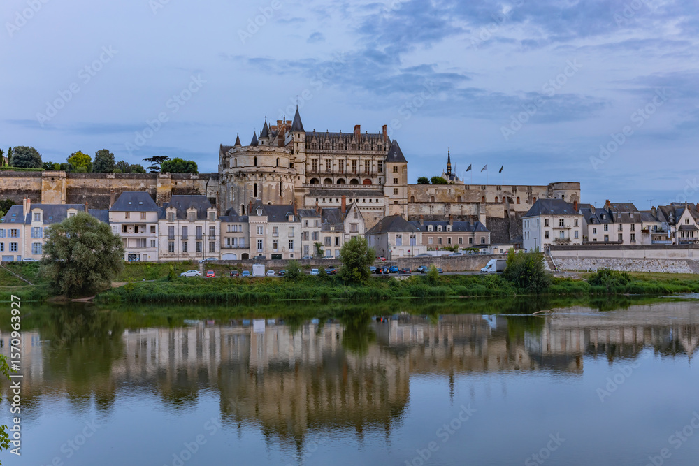 Obraz premium View of the Castle of Amboise