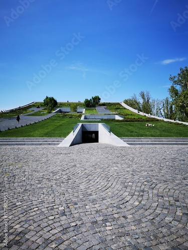 Visit to an innovative landscape with modern architecture and green spaces during daylight hours