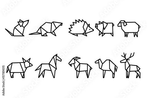 Origami animal outline icon set. geometric, minimal, wildlife icons collection