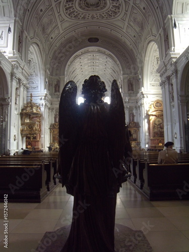 Foto church of the holy virgin mary