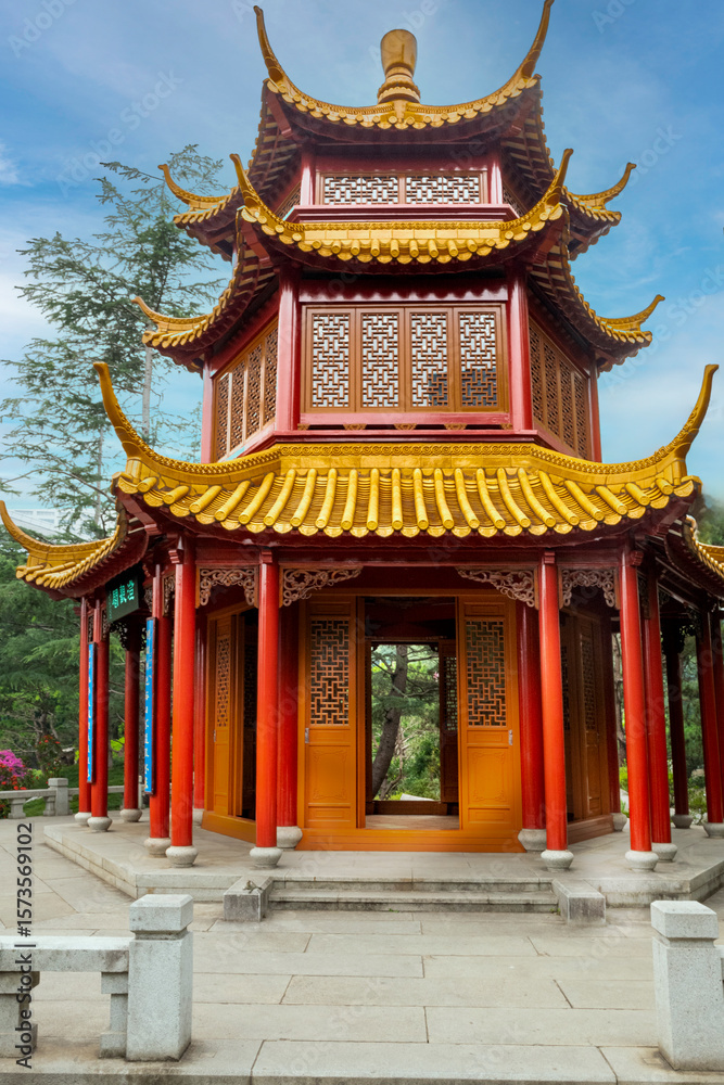 Fototapeta premium Chinese pagoda made in mahogany at The Chinese Garden of Friendship, it was inspired in the gardens of the Ming Dynasty, and offers an insight into Chinese heritage and culture. Sydney, Jan 2020