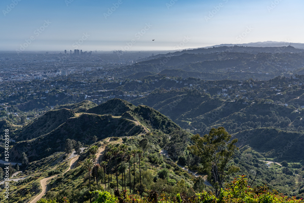 Fototapeta premium Mount Hollywood Trail, Griffith Park, Los Angeles. The Santa Monica Mountains are a coastal mountain range in Southern California, next to the Pacific Ocean. It is part of the Transverse Ranges.