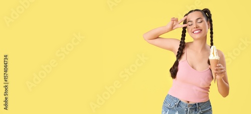 Beautiful happy woman holdi...