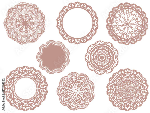 繊細でかわいい円形レースのイラスト