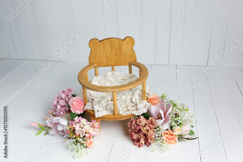 Wooden Bear Chair with Flowers for Newborn Photography