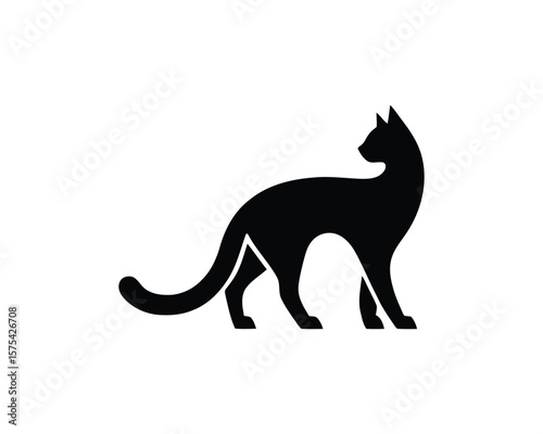 Elegant Elegant feline silhouette vector illustration for modern design