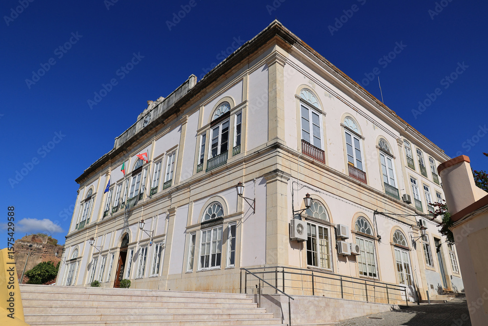 Obraz premium Town hall of the Portuguese city of Silves 