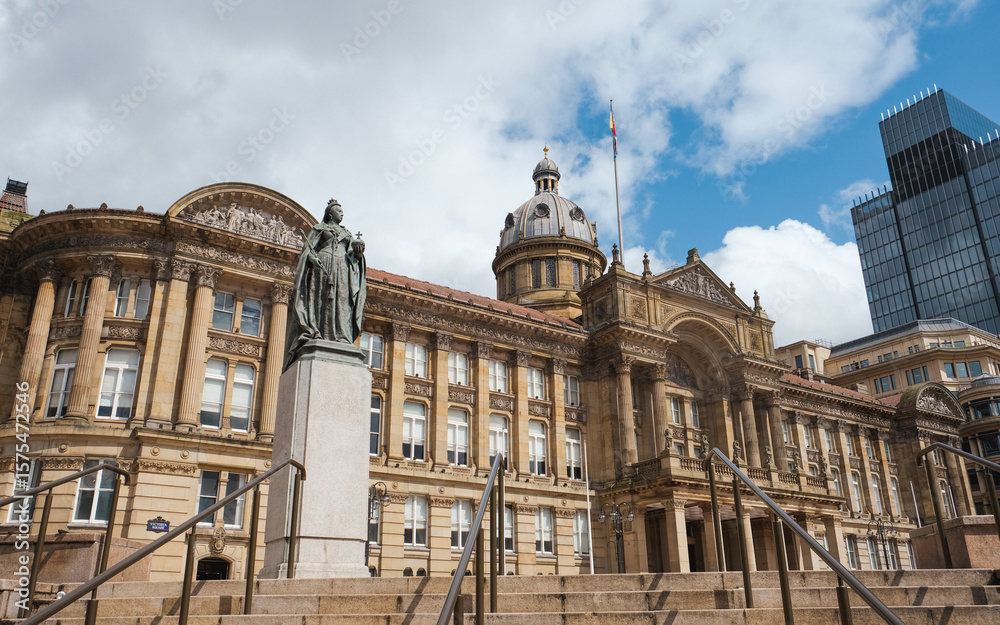 Obraz premium Birmingham City Council on Victoria Square. Birmingham,