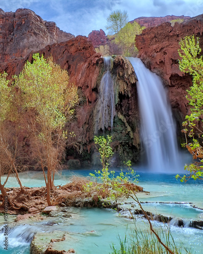 Tableau sur toile Mooney Falls, Havasupai Indian Reservation, Grand Canyon, Arizona