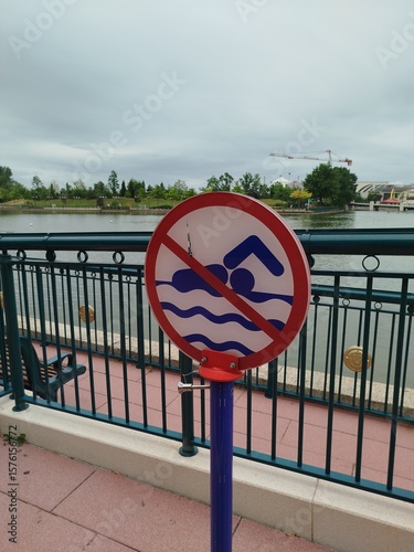 Prohibido bañarse 