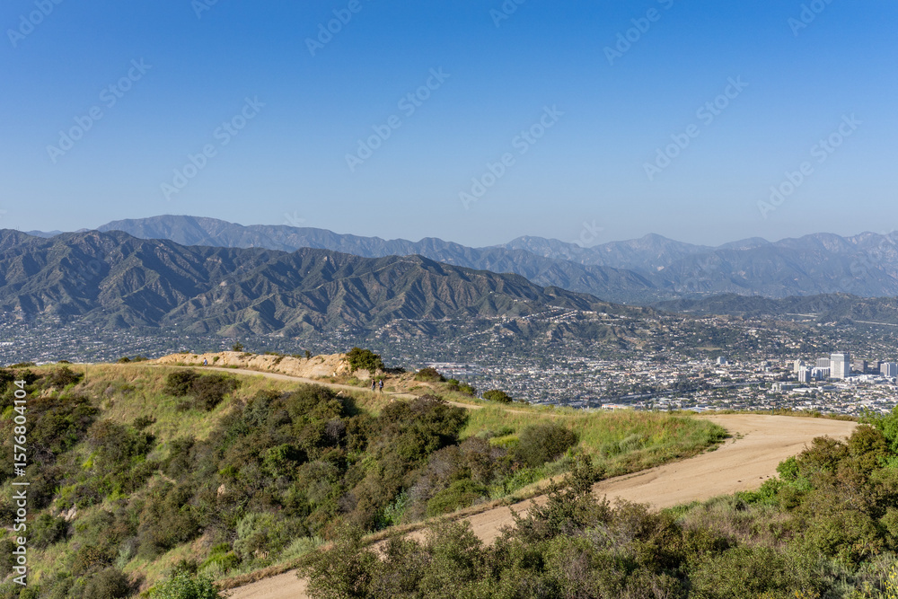 Fototapeta premium top of Mount Hollywood Trail, Griffith Park, Los Angeles, California. Santa Monica Mountains / Transverse Ranges.