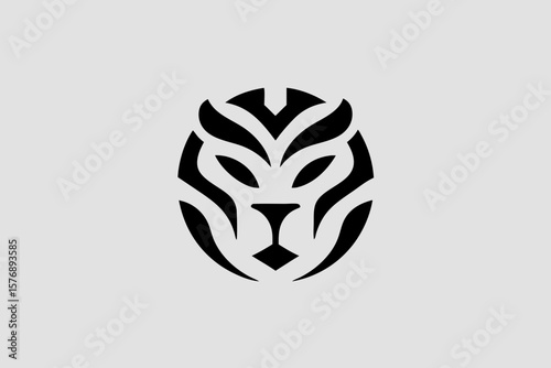 Minimalist Tiger Head Logo Vector