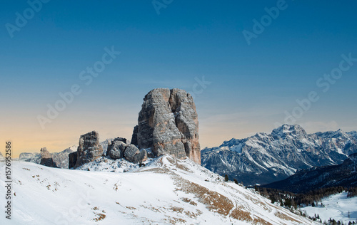 The 5 Torri between the Falzarego and Giau passes are certainly one of the symbols of Cortina d'Ampezzo