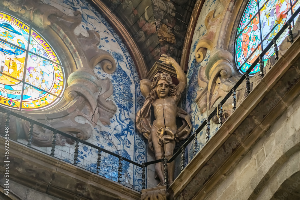 Obraz premium Interior of Se de Braga Cathedral in Braga, Portugal