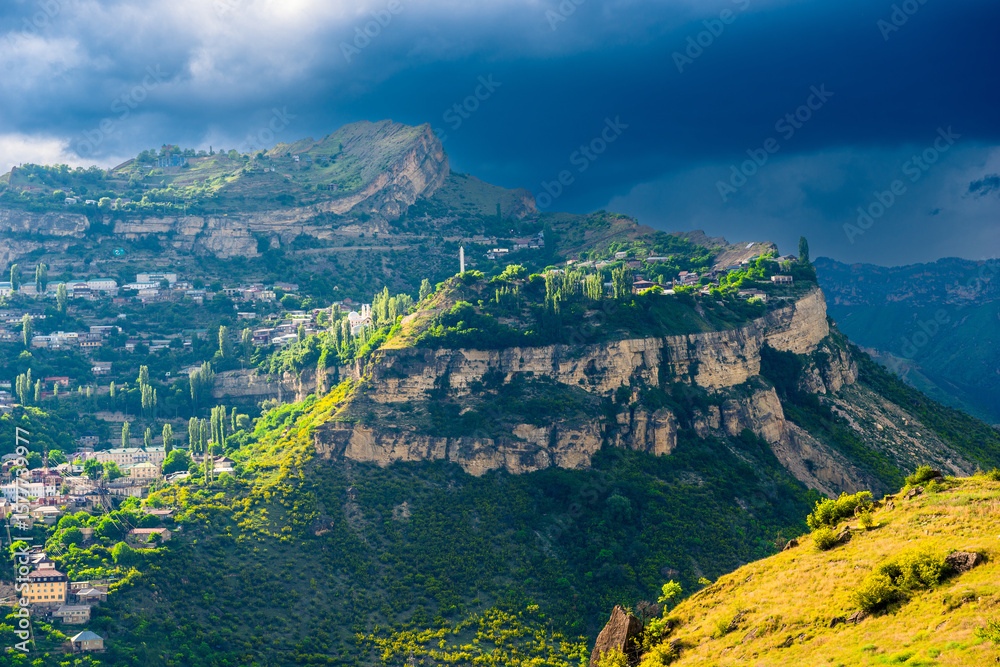 Obraz premium Dramatic landscape of the picturesque Gunib plateau in stormy weather on the Dagestan highlands. North Caucasus. Russia