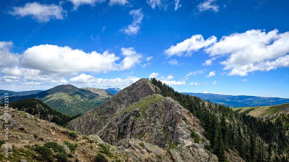 Fototapeta premium Raven's Ridge Trail