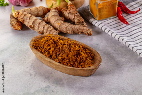 Fototapeta Naklejka Na Ścianę i Meble -  Indian spices - Curry powder heap