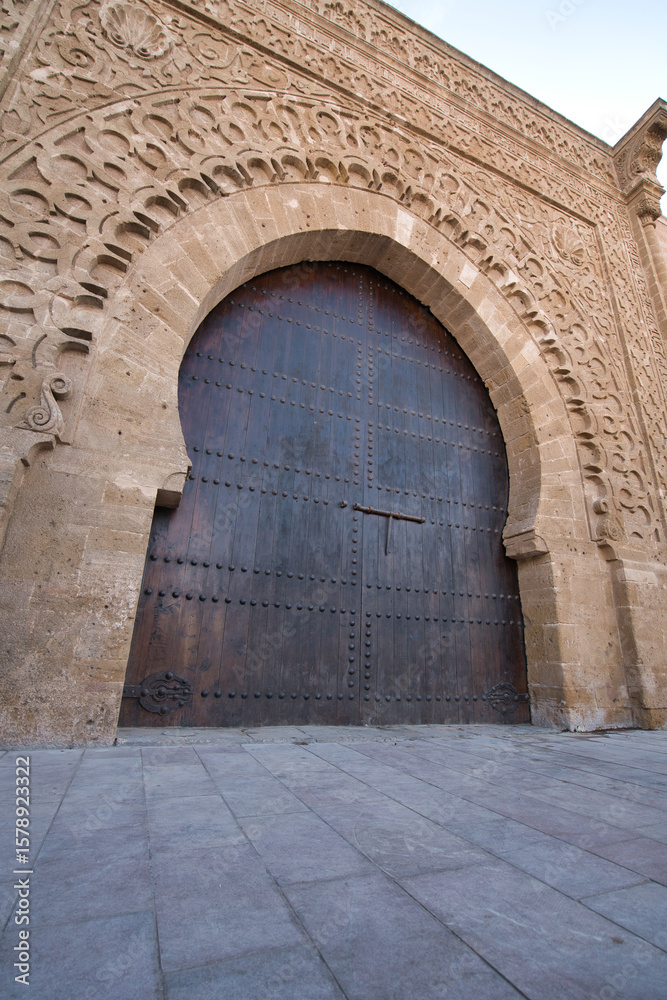 Fototapeta premium old ancient door in a medina