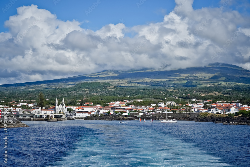 Fototapeta premium view of the bay of Horta on the Azores Island Faial