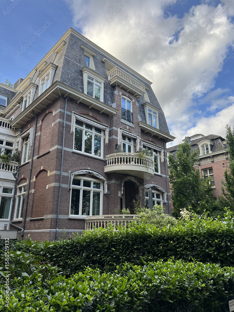 Fototapeta premium Typical Amsterdam Townhouse in the City Center