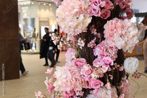 Картината върху платно An Elegant Floral Arrangement Created Beautifully in a Stylish Modern Space Envi