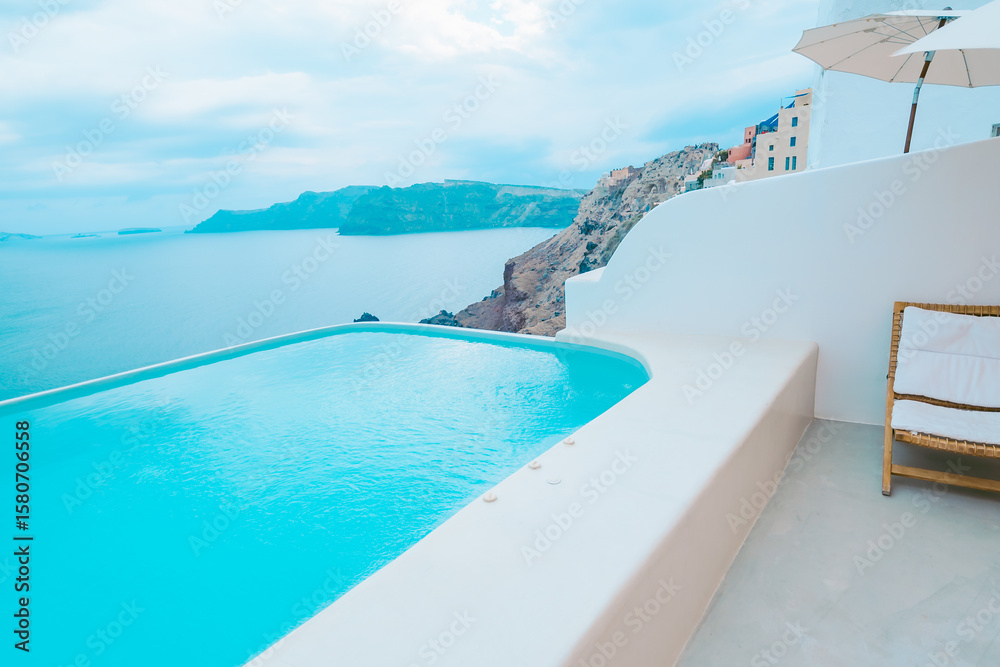 Fototapeta premium ギリシャのサントリーニ島の美しい風景