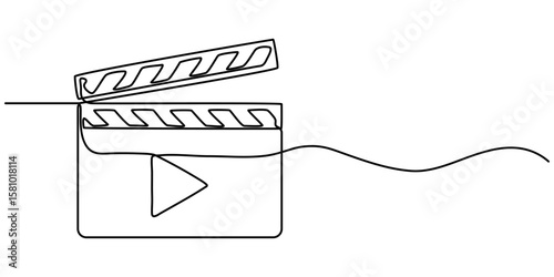 film clapper continuous one line drawing, Clapper board and film reel continuous one line drawing. Filmstrip linear element. Movie scene episode production concept. Vector illustration isolated on. 